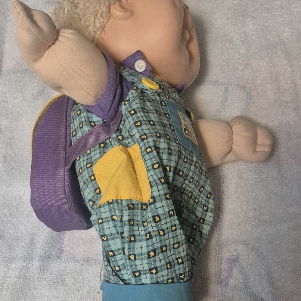Vintage Cabbage Patch Kids Doll 1980s 1990s Plush Body Yarn Hair Backpack CPK - Picture 4 of 7